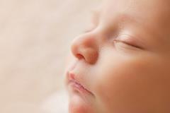 baby face sleeping_web SIS home_pexels-burst-373963