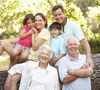 MULTIGENFAMILY_MED Multi-Generational Family