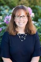 kennedy_amanda_headshot_2020 kennedy_amanda_headshot_2020