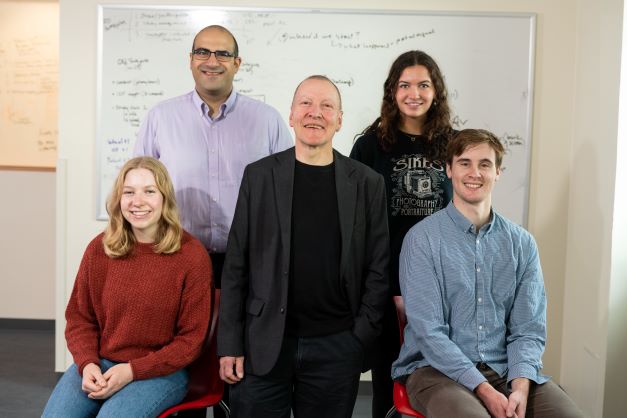 Group photo of Markus Thali's Lab Team