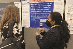 Trishnee presenting a poster Trishnee presenting at the Society of Behavioral Medicine Conference